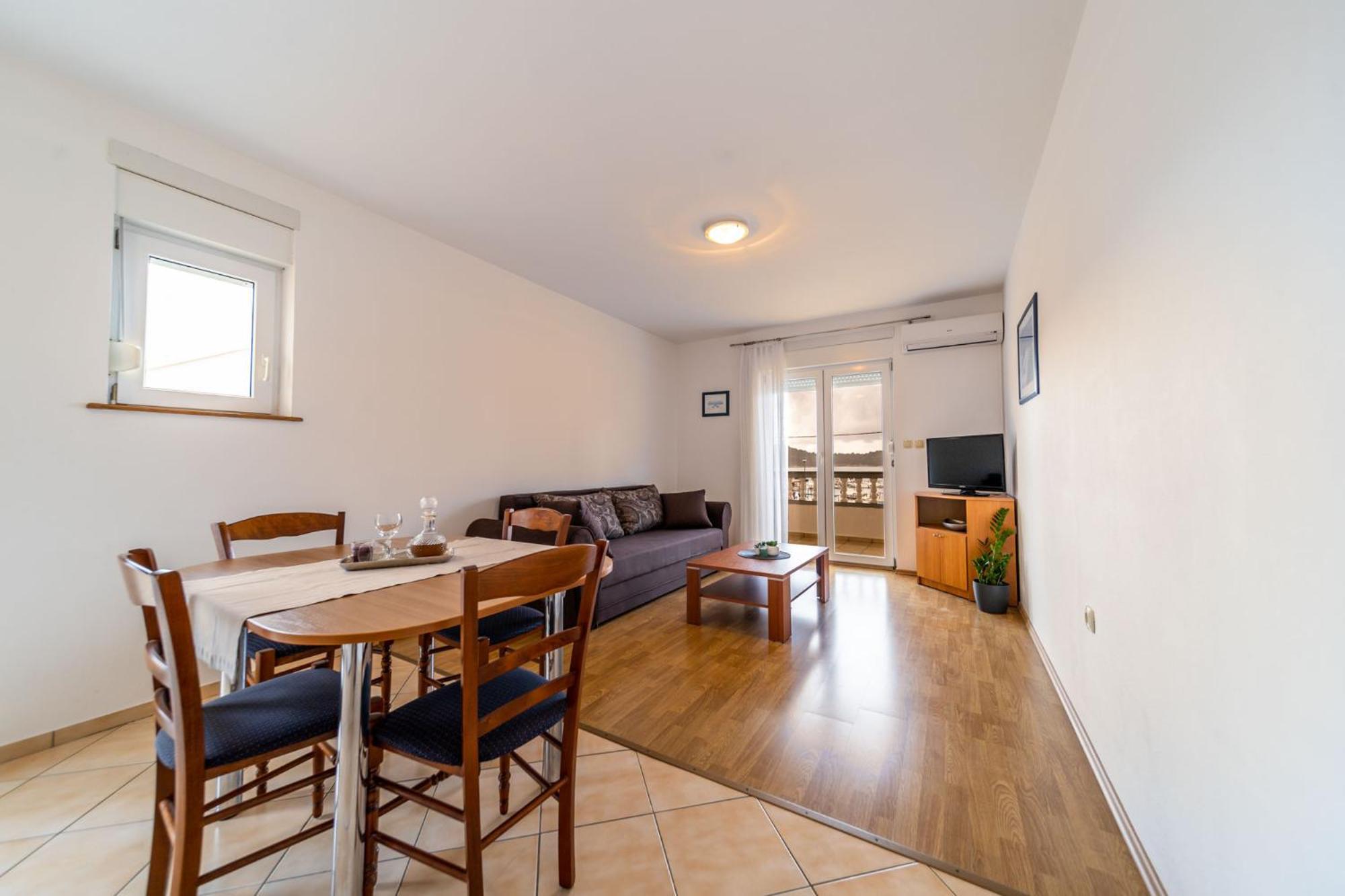 Apartmani Devcic Palit Dış mekan fotoğraf