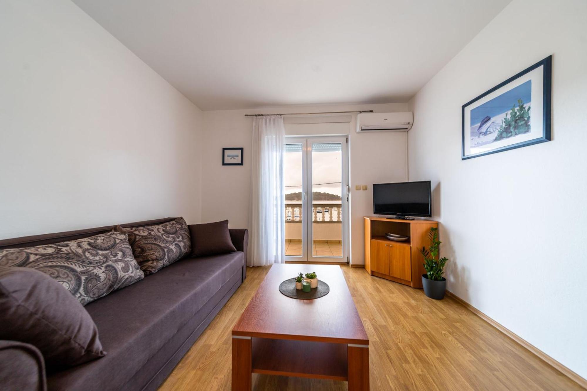 Apartmani Devcic Palit Dış mekan fotoğraf